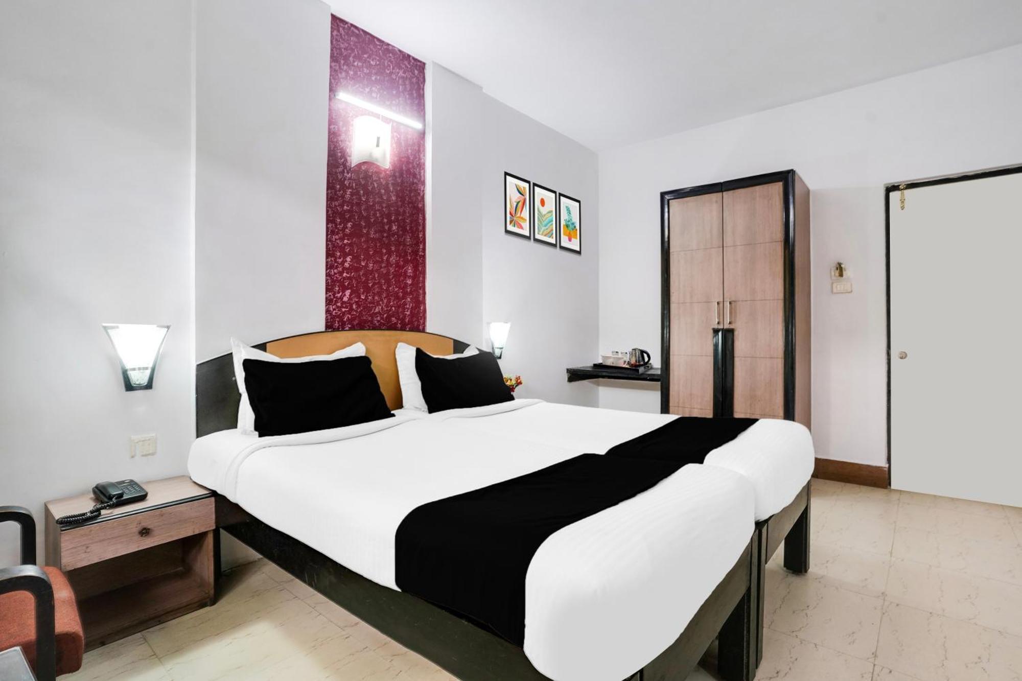 Super Townhouse Margao Near Railway Station Hotel Ngoại thất bức ảnh